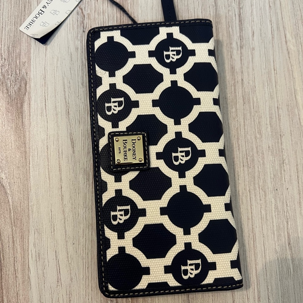 Dooney & Bourke Wallet